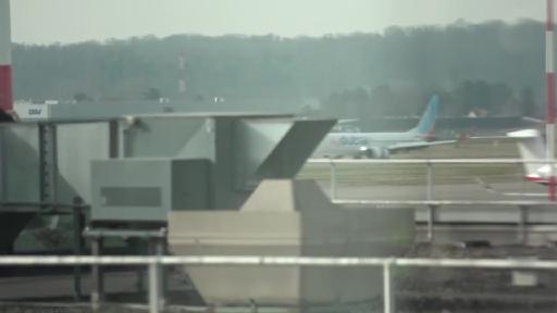 Der erste Linienflug aus Dubai ist heute seit der Eskalation im Nahen Osten in Basel gelandet