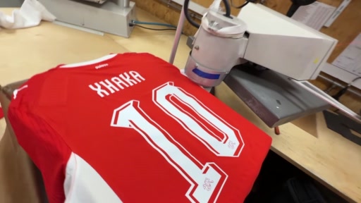 Hier werden die Nati-Trikots bedruckt