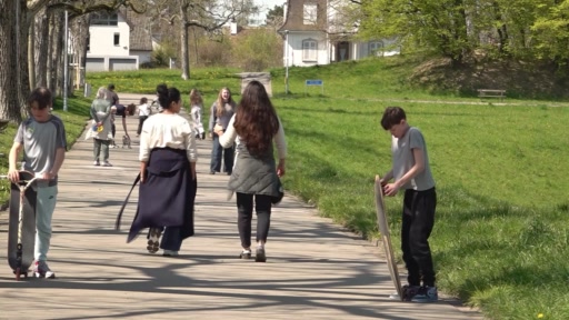 Der erste Sommertag lockt viele Basler:innen nach draussen