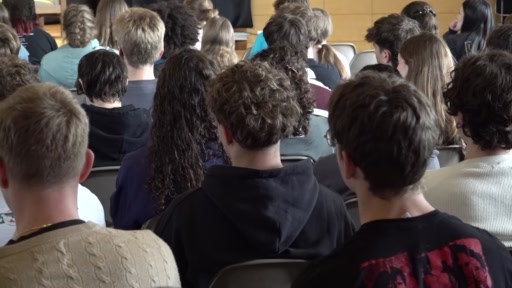 Jungpolitiker:innen führen Podium am Gymnasium Liestal