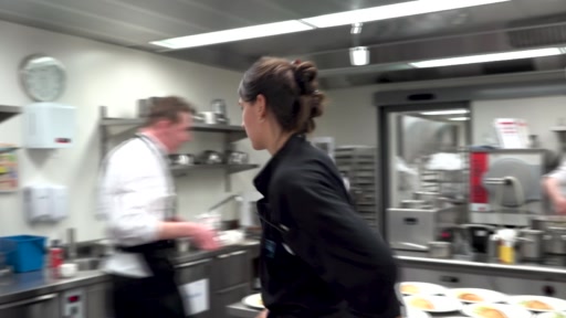 Jungköch:innen kochen um die Wette