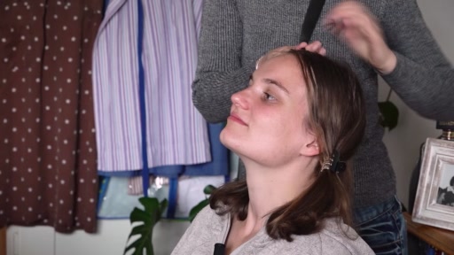 Tradition in Tracht: Ehrendame am Baselstädtischen Schwingertag