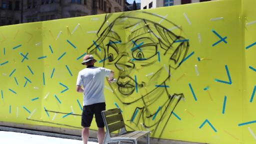 Graffiti bringt Farbe auf die Marktplatz-Baustelle
