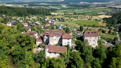 Ein Blick in die Gemeinde Burg im Leimental