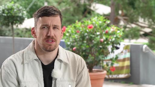 So kommt Mateo Gudenrath zu seinem Material für sein Comedy-Programm